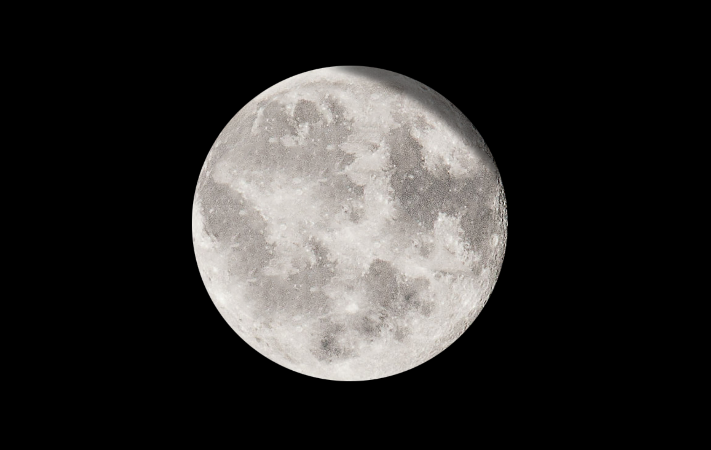 Z dielne vedúcich :) Mesiac je naozaj skoro celý jasný